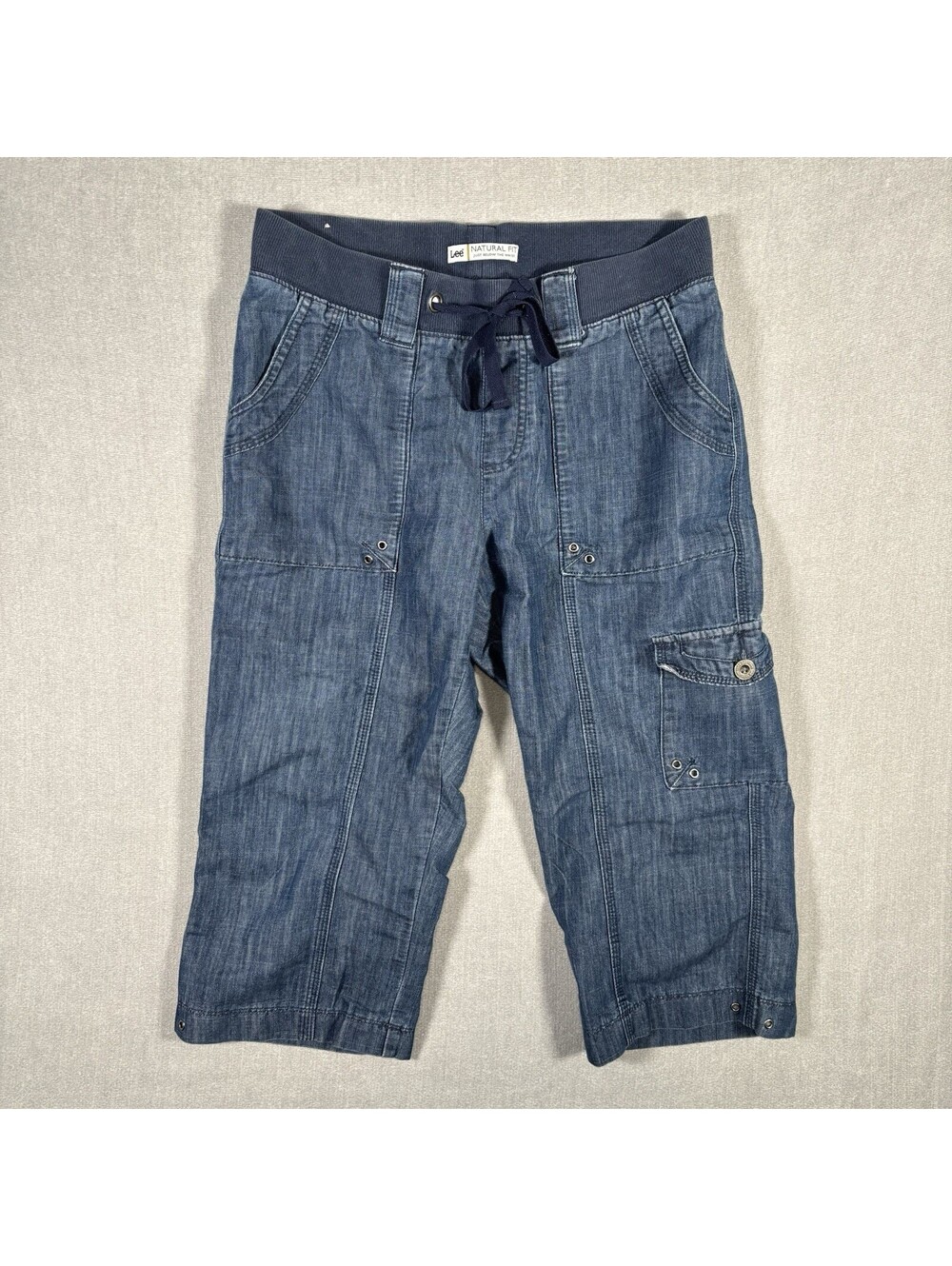 Lee Natural Fit Just Below The Waist Women's Size 8 Capri Pants Denim Colored